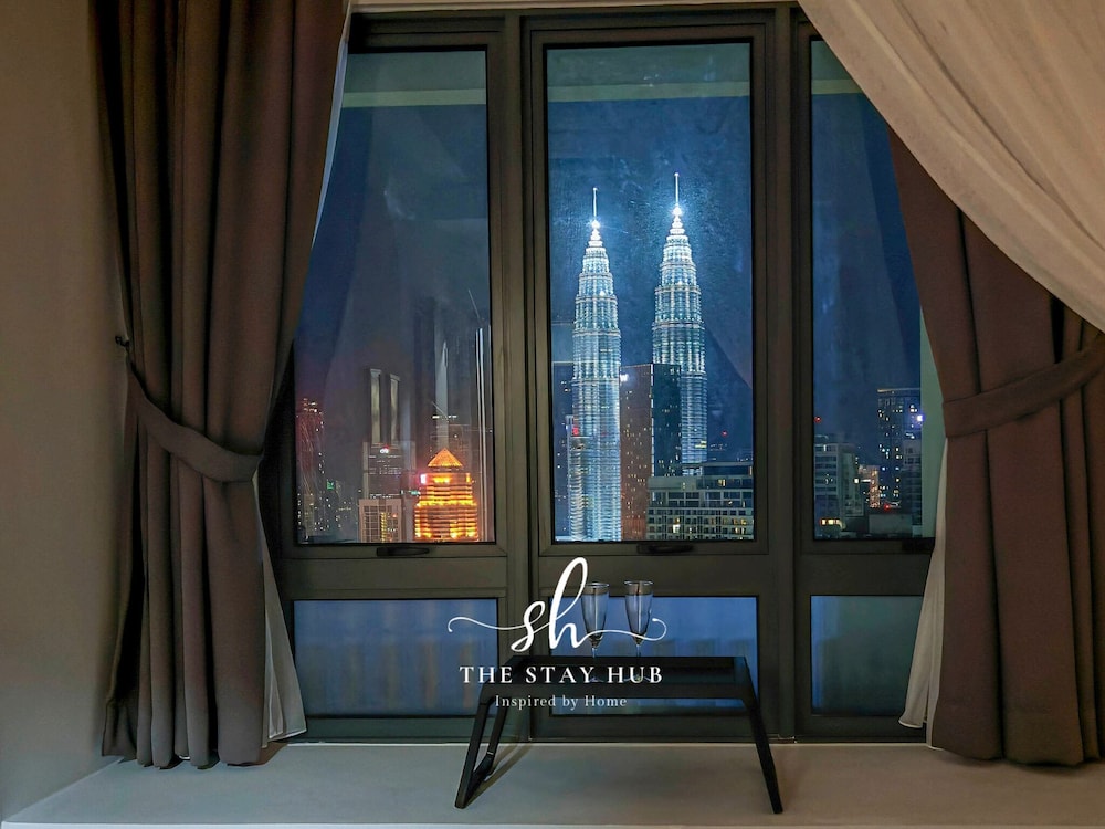 The Colony Luxe KLCC View Sky Pool