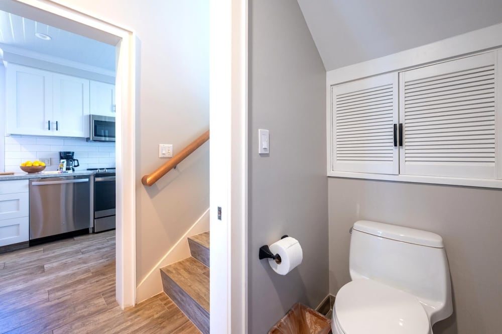 NEW KBM Resorts Free CAR Kapalua Bay Villas Ocean View 1-bedroom Condo Steps to Beach With Spacious Lanai! Kbv-24g3