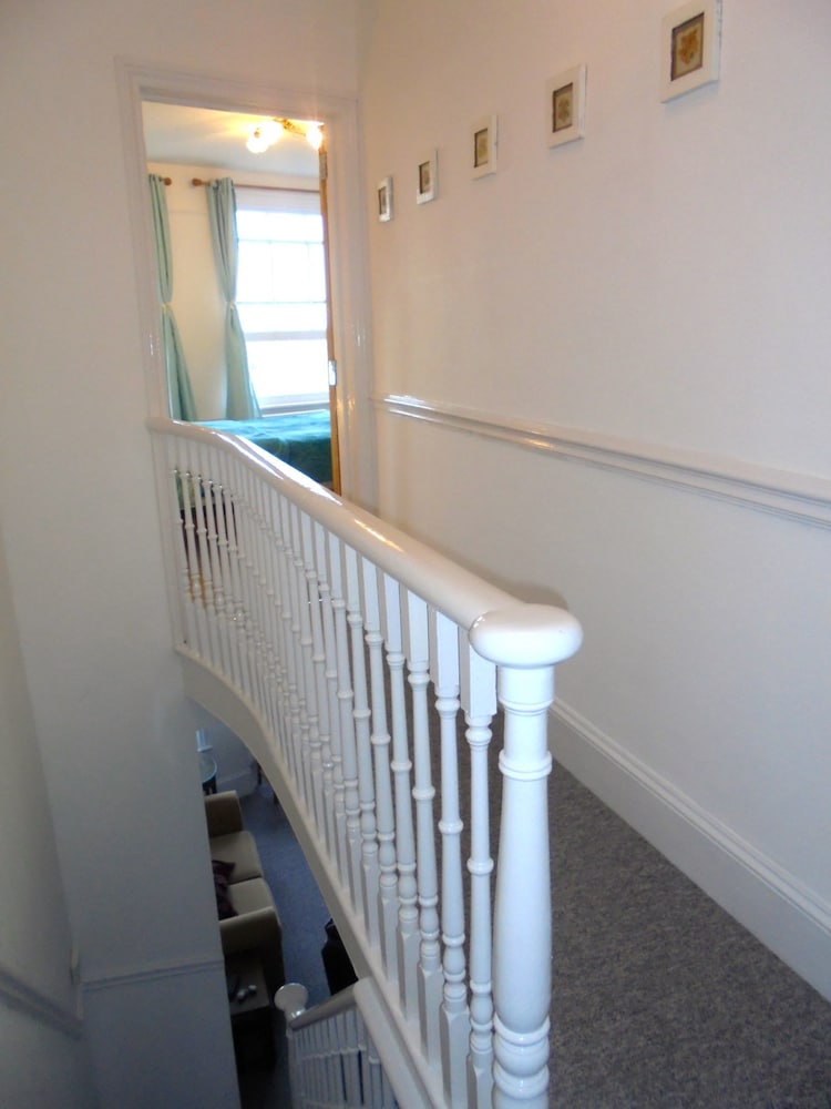 Seaview Cottage