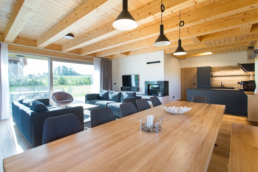 Chalet in Cista Near Ski Slopes