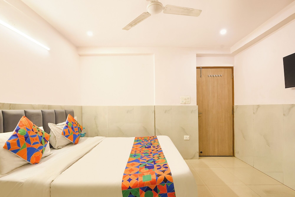 Fabhotel Lime Tree I