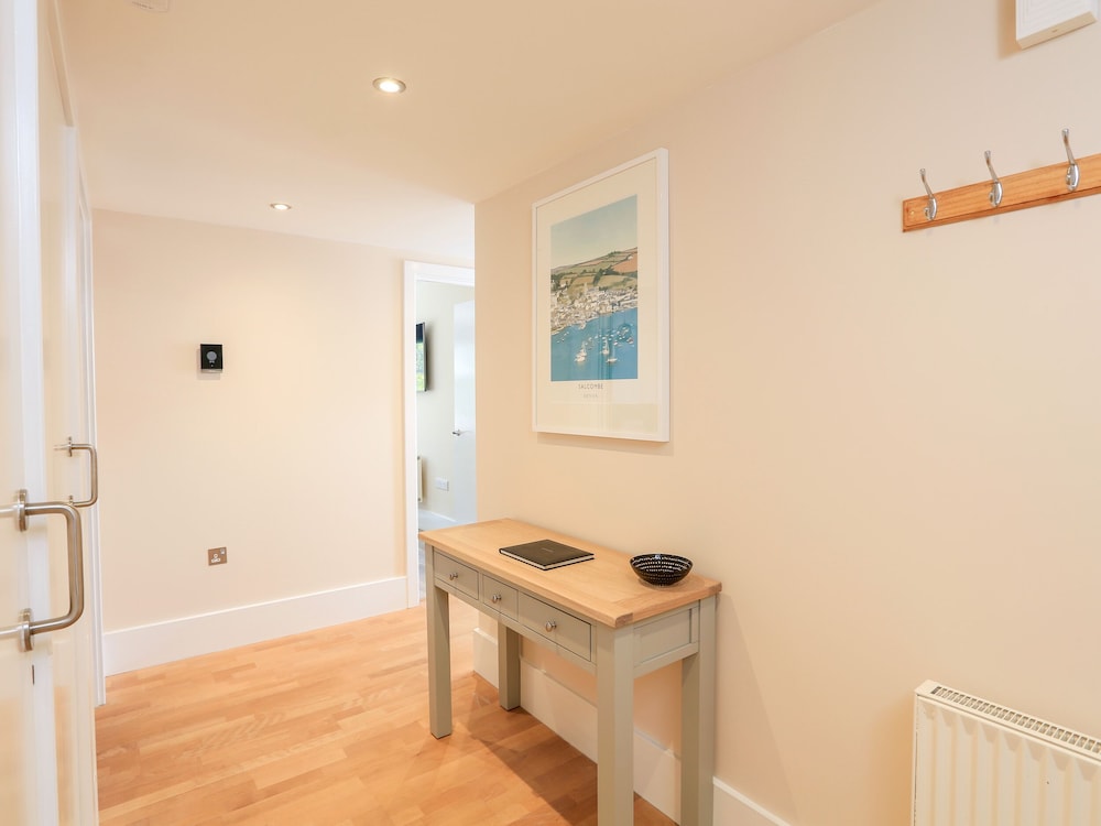 12 Combehaven