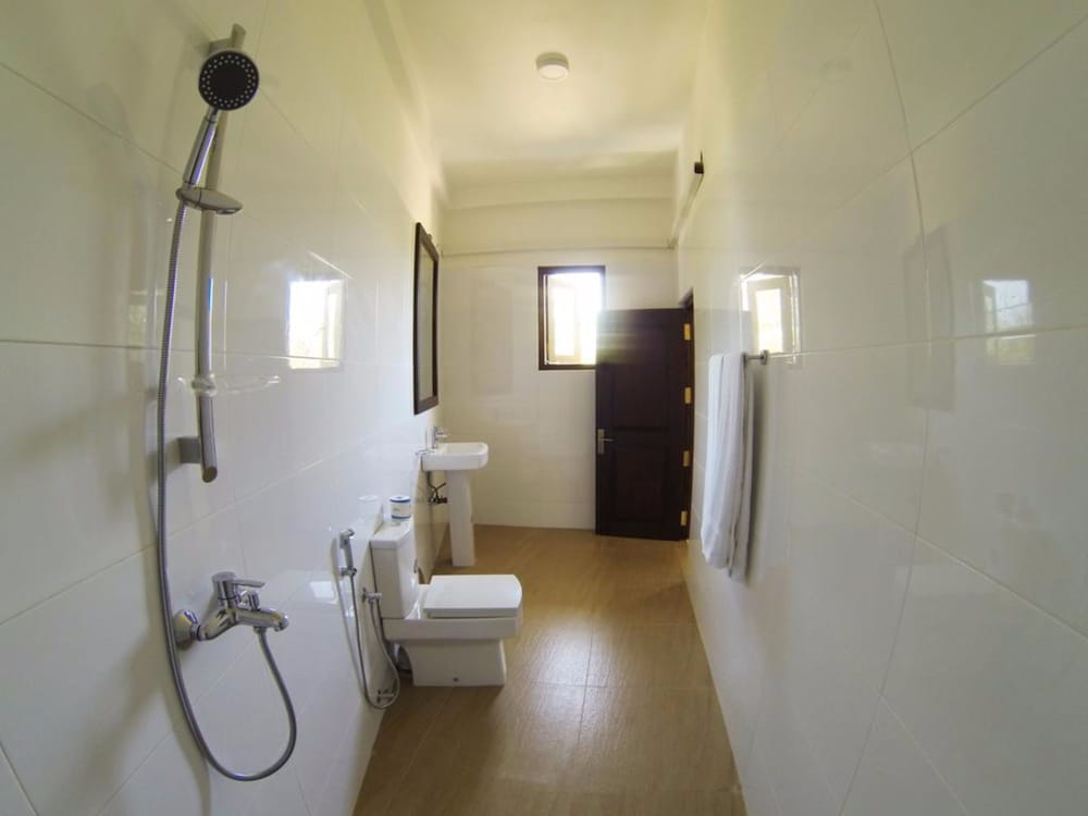Hideaway Lodge
