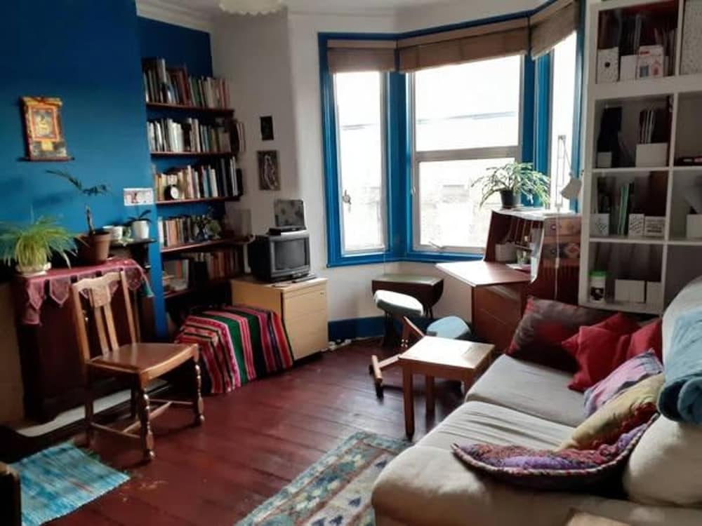 East London Apartmentsleeps2-garden-transportlinks