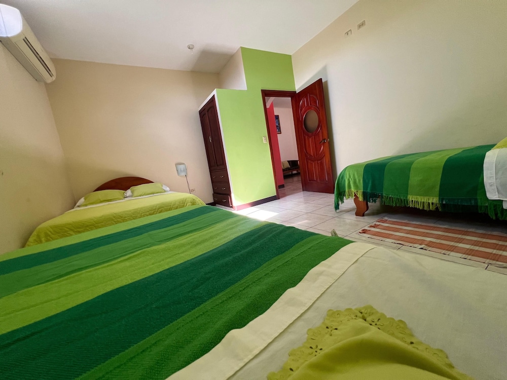 Hostal Casa Cascada