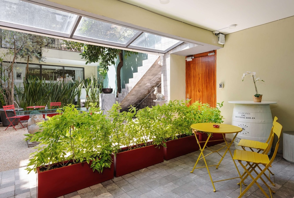 w Inviting 4BR in Condesa photo 4