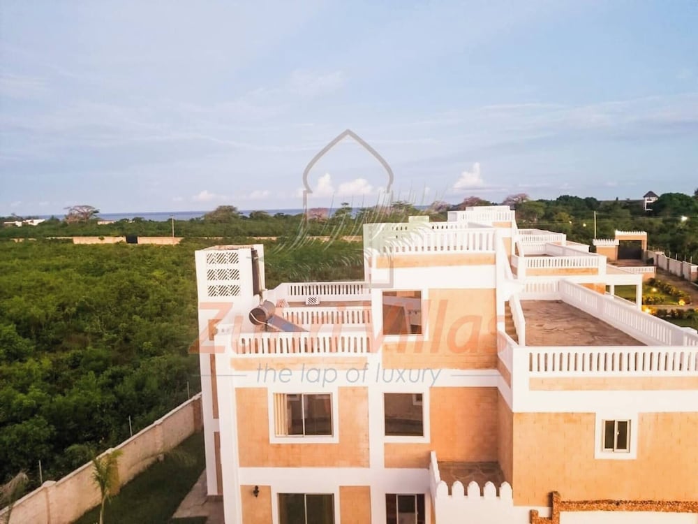 Villa in Diani With a Private Pool