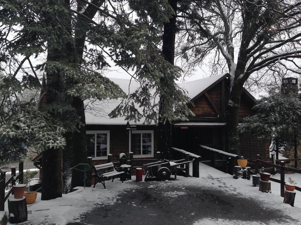 Antlers Inn