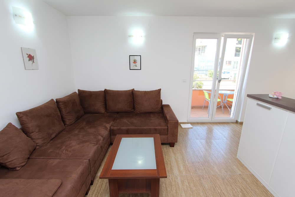 Apartments Hanna