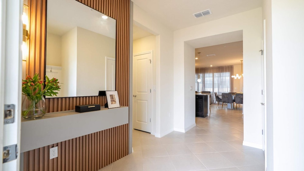 Upstay Family Fun 5BR Retreat w Pool Games Room