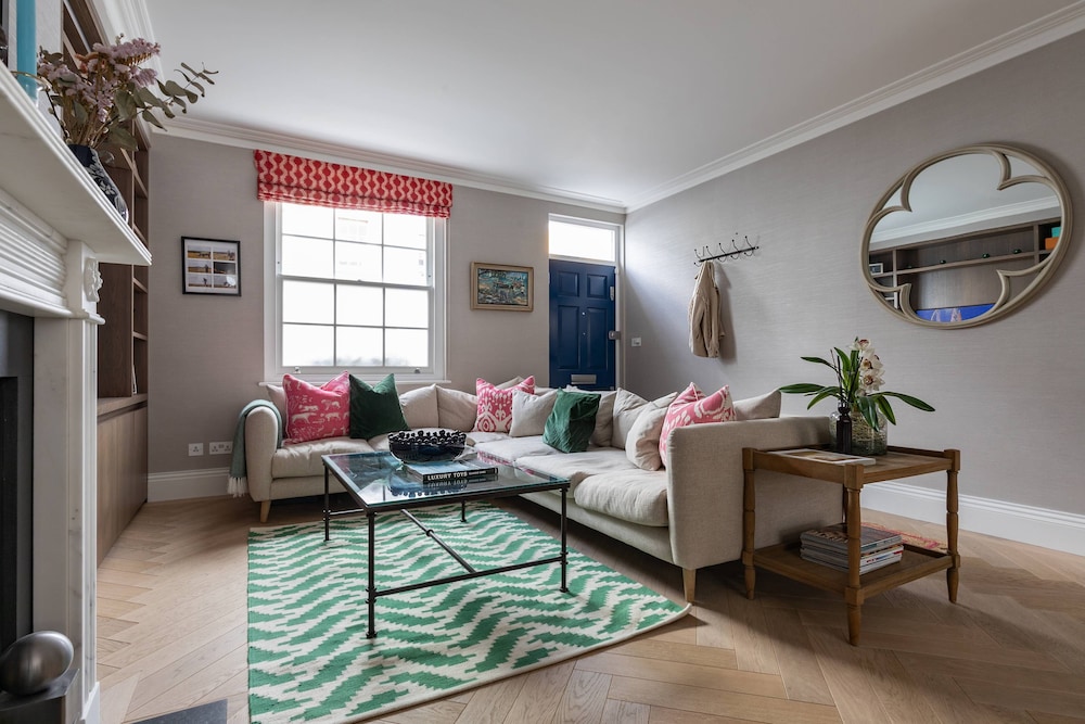 Callcott Street IV by Onefinestay
