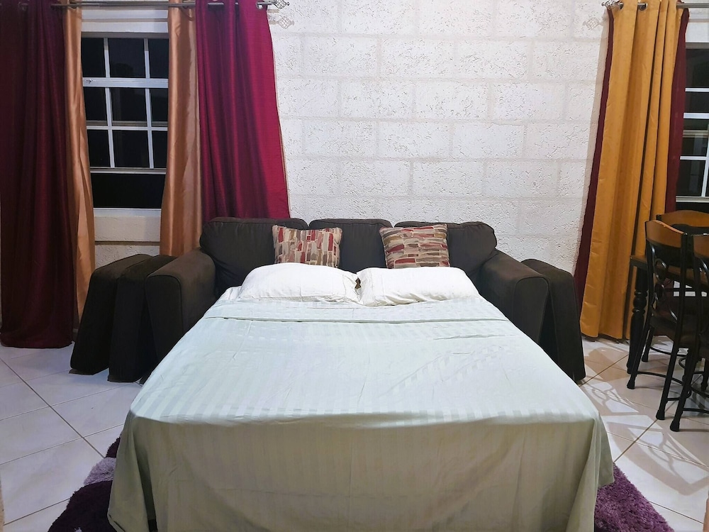Jackson Breezy Vacation and Venue Rental Barbados