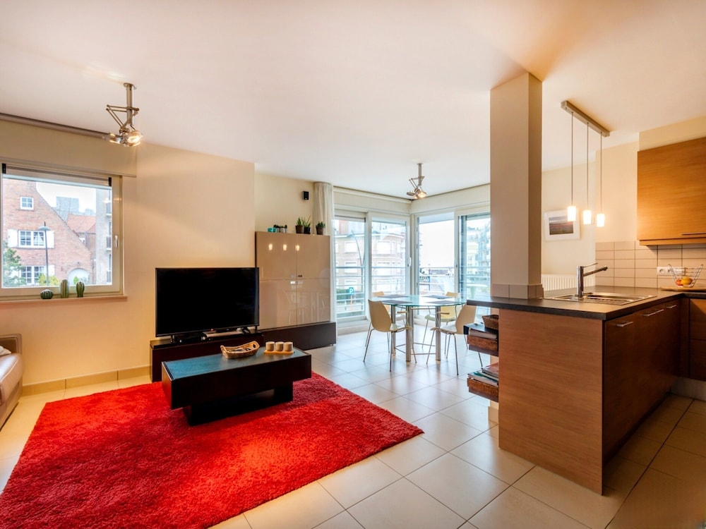 Sunny Modern Apartment in Koksijde