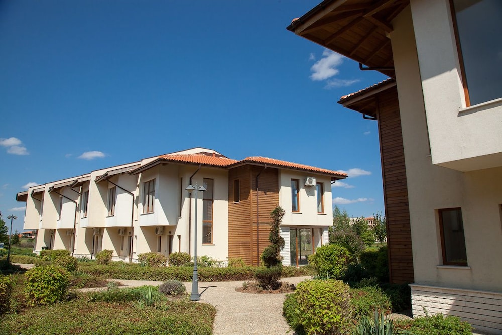 Lighthouse Golf Resort Private Properties view 5