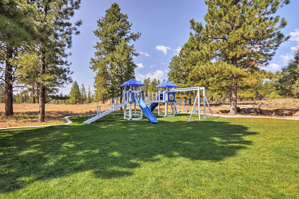 Luxe Home ~ 2 Mi to Bryce Canyon National Park! view 2