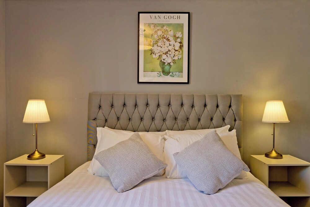 Imperial Meridian Place Apartment