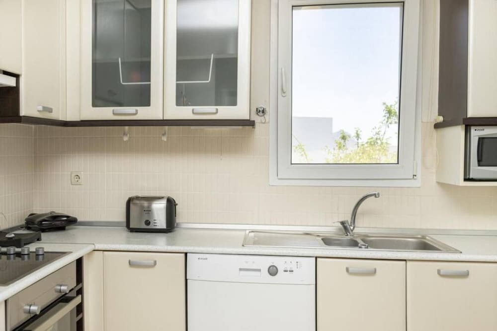 Cozy Flat With Sea View and Shared Pool in Bodrum view 5