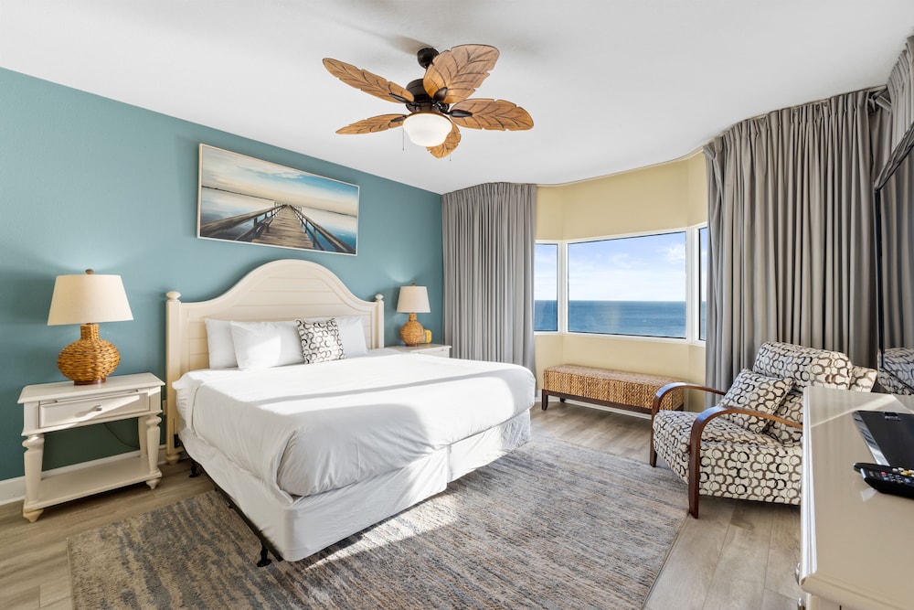 Tidewater by Book That Condo
