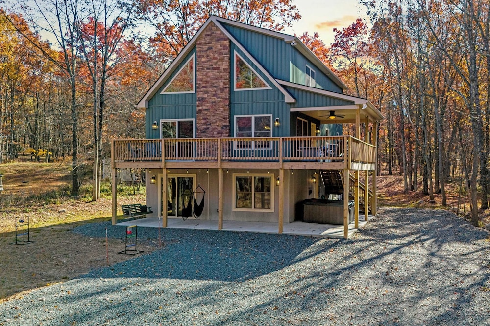 Stephen Way by Avantstay Hot Tub + Game Room Albrightsville