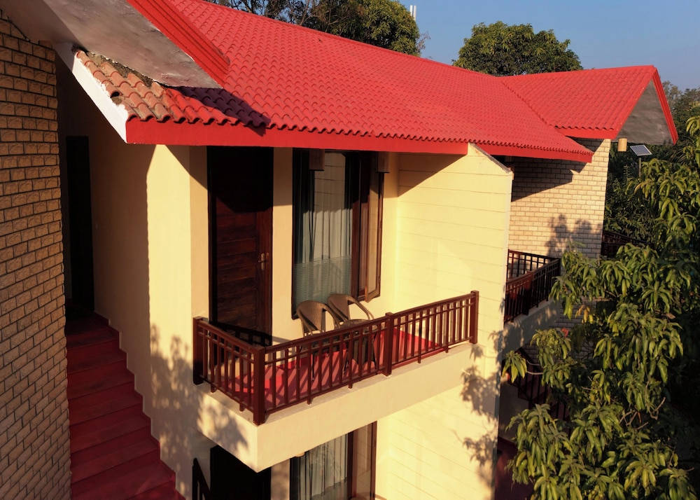 The Whispering Oaks Corbett