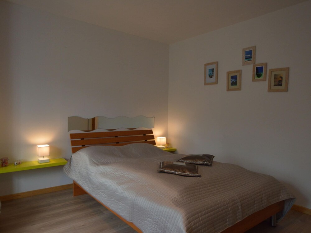 Countryside Holiday Home in Stoumont With Terrace, Garden view 4