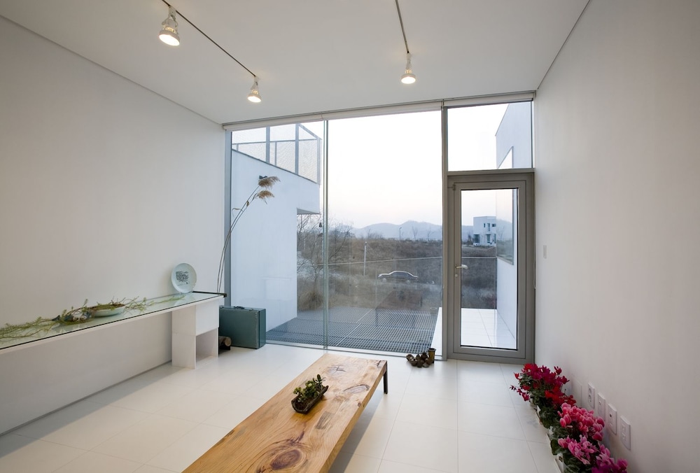 Motif No.1 Guest House