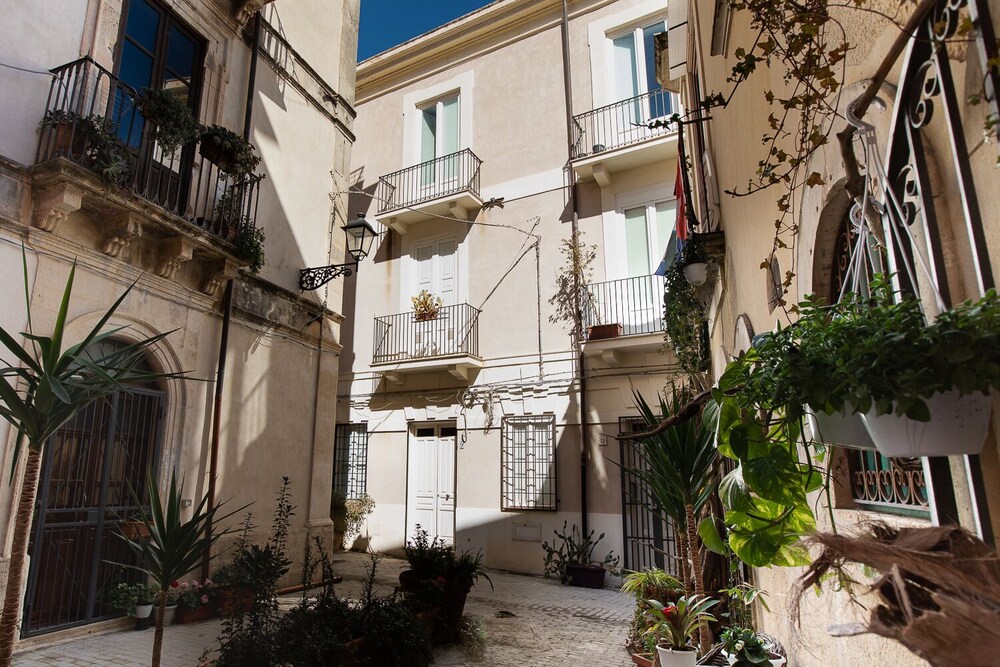 Emera Suite alla Giudecca by Wonderful Italy en Syracuse — building