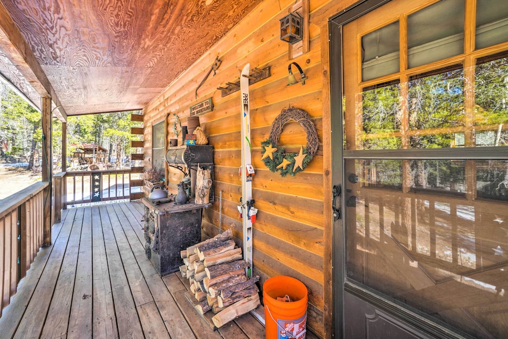 Deck, Fire Pit & Grill: Log Cabin in Black Hawk view 3