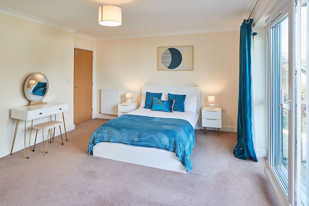 Host Stay Farrers View view 5