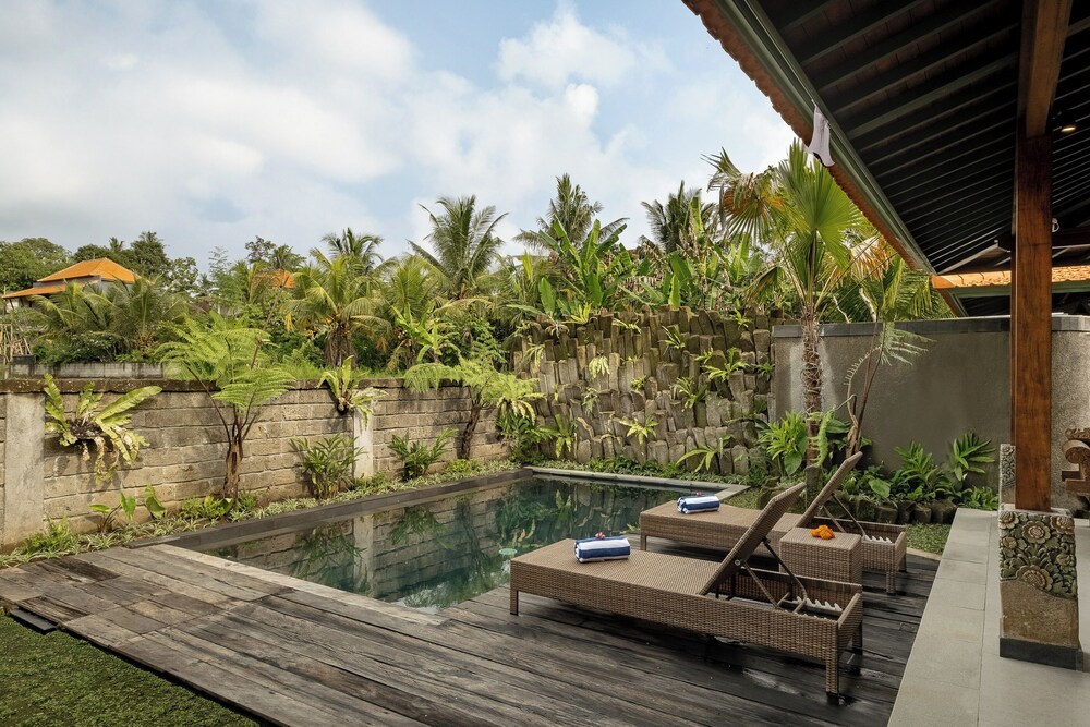 Agrapana Ubud Villa