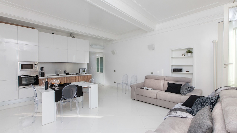 Rental In Rome Piazza Venezia View Luxury Apartments