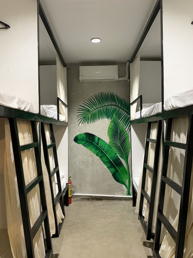 Cebu Vacations - HappyNest Hostel Cebu - Property Image 64