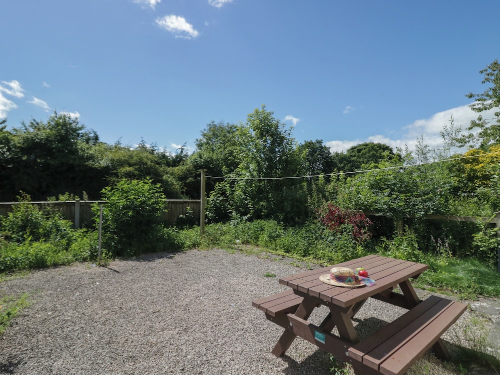 21 Eamont Park