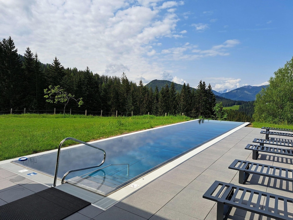 Superior Apartment With Shared Pool