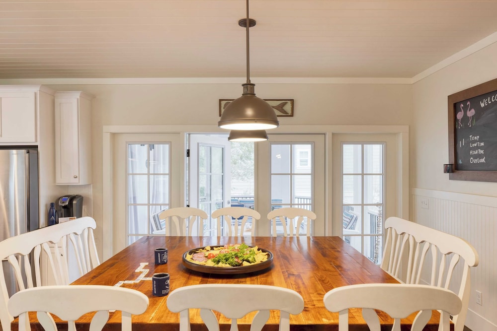 Pink Plume Coastal Escape Near Beach, Private Pool, Grill, & Luxe Interiors