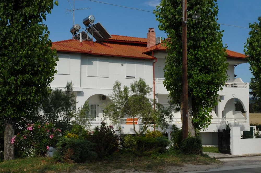 Xanthos Rooms