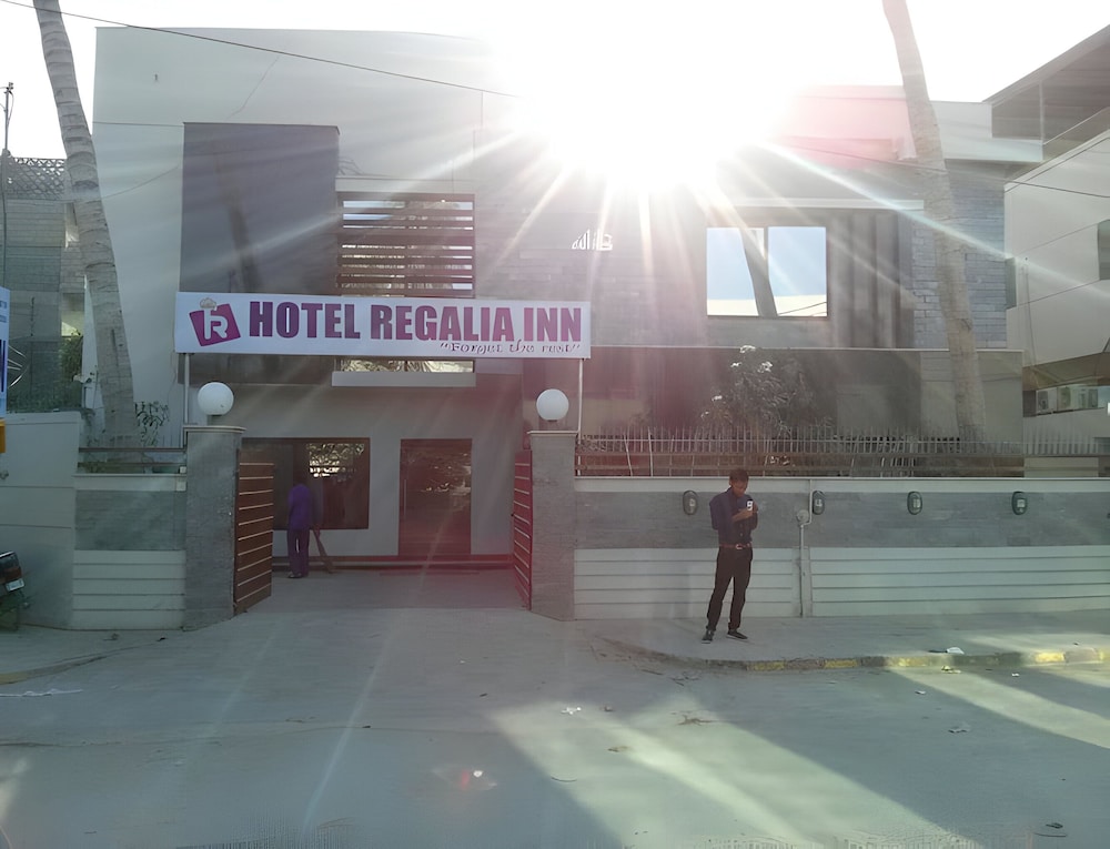 Regalia Inn Hotel