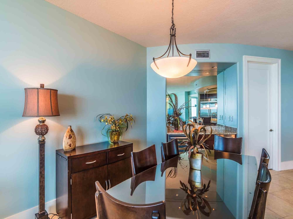 Bella Luna #404 by Southern Vacation Rentals