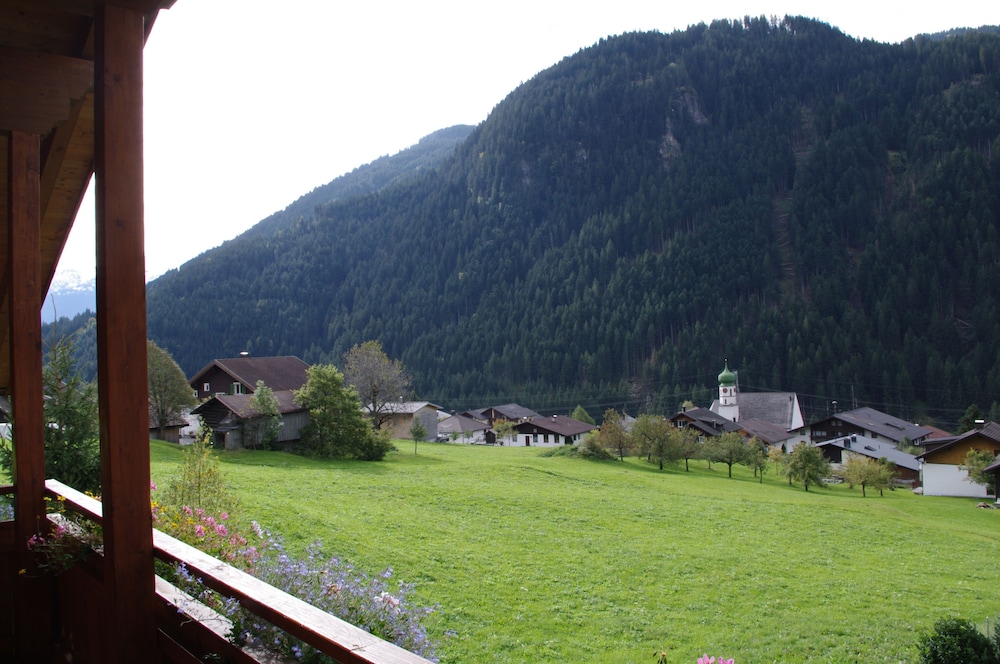 Ferienhaus Pfeifer view 5