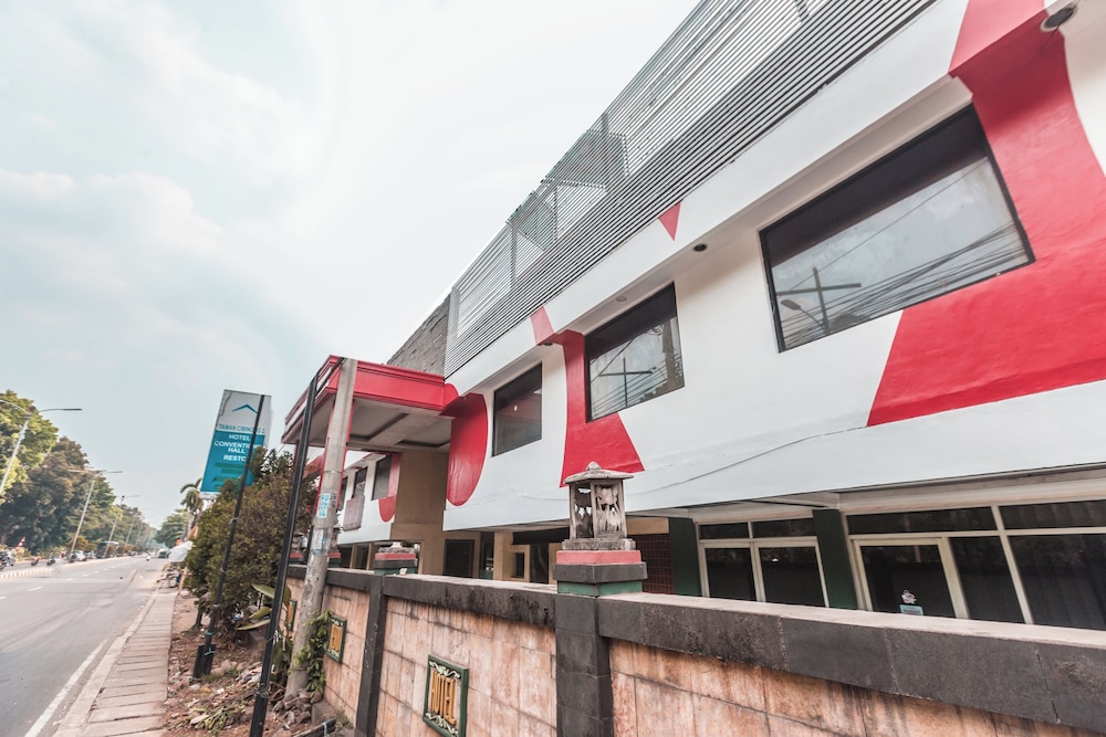 OYO 94759 Hotel Taman Cibinong