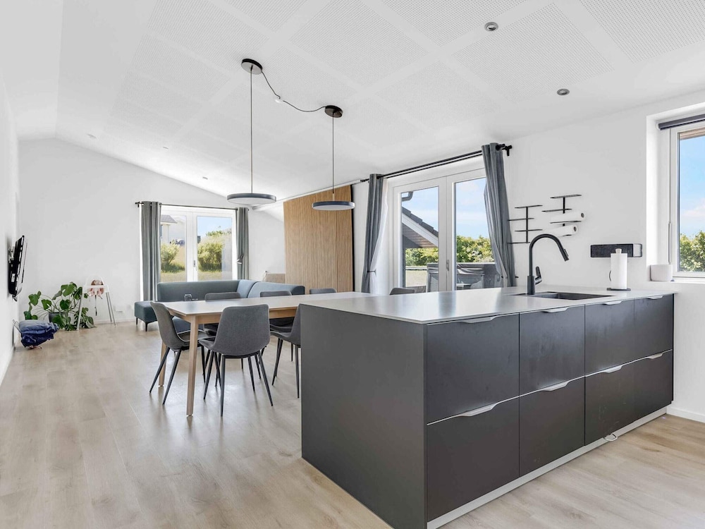 5 Star Holiday Home in Frorup