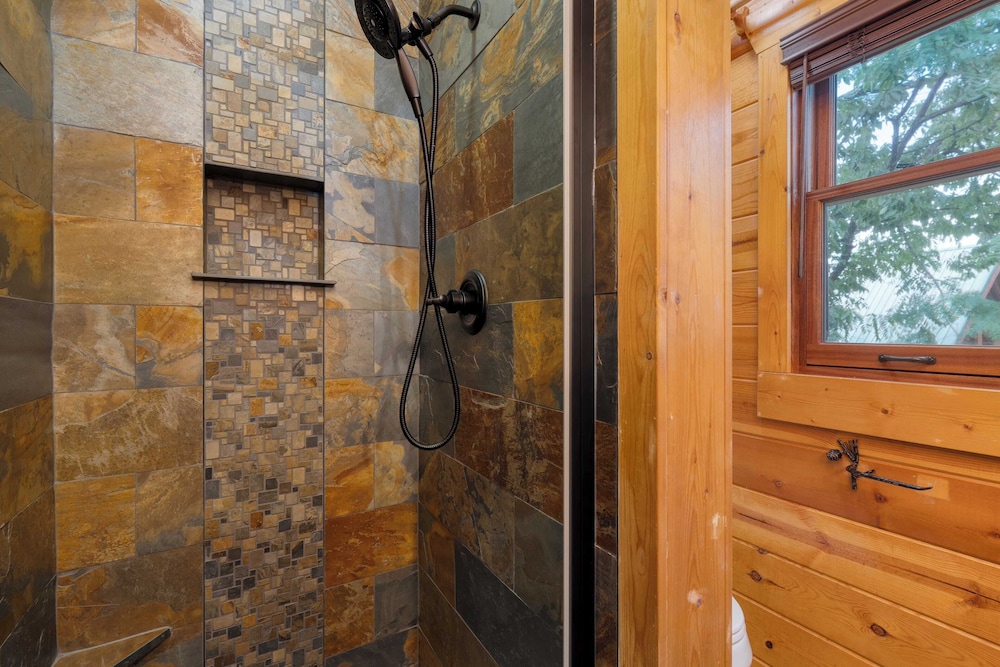 Sleeps 26, 2 Homes Theater Room, Game Room, Hot Tub, Smoky Mountain Views