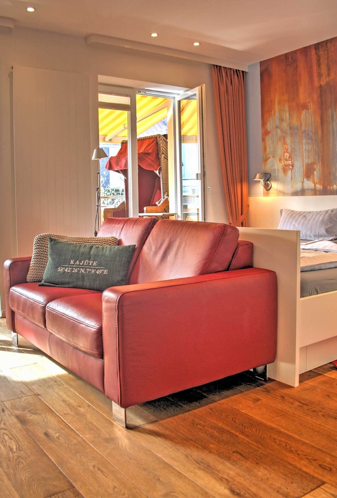 ney.land apartments
