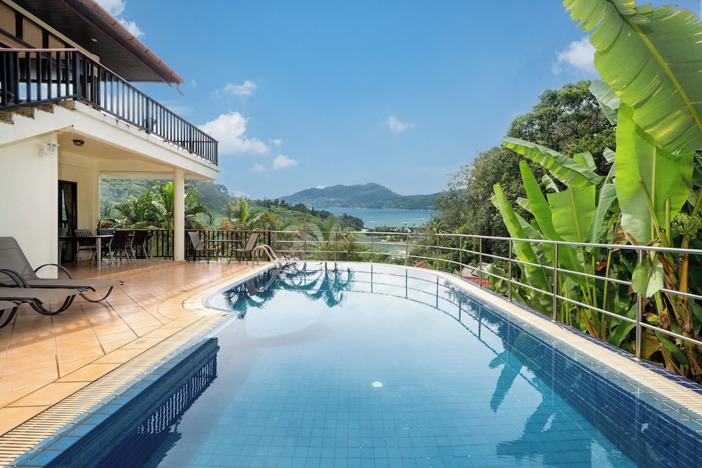 Emerald Hill Villas
