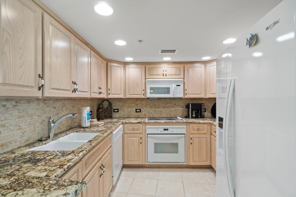 Perdido Towers East 703