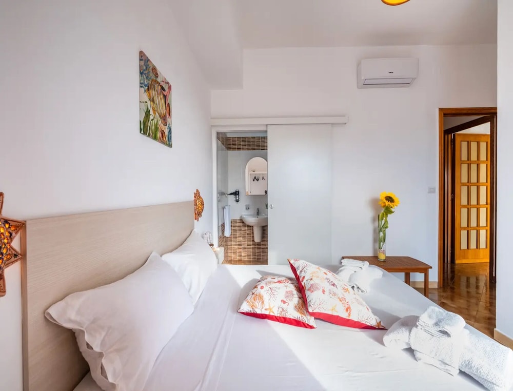 Room-corallo Camera Vista Mare