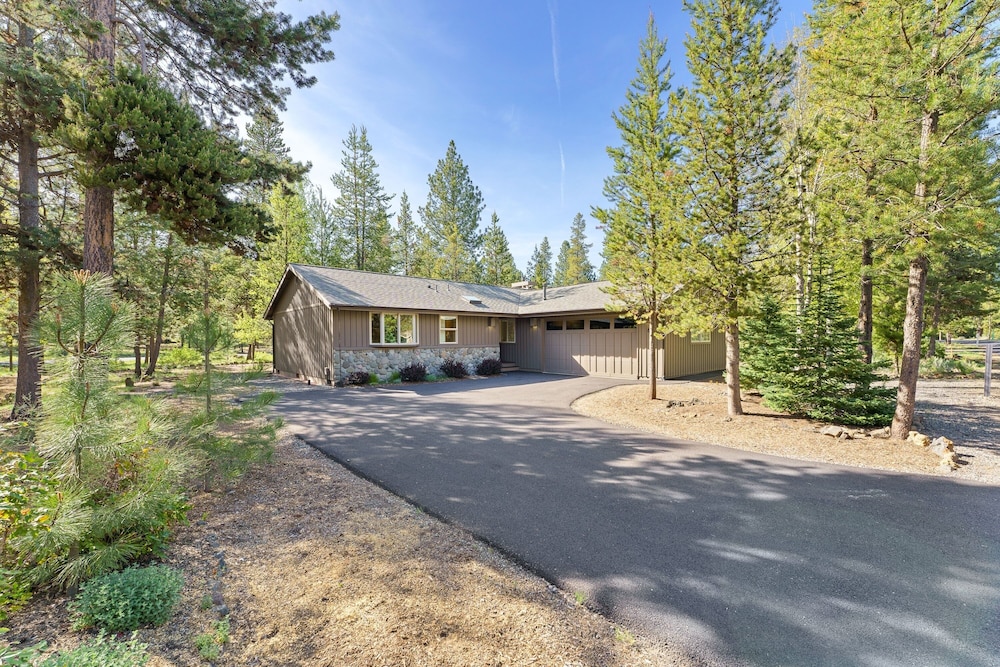 6 Dutchman 3 Bedroom Home