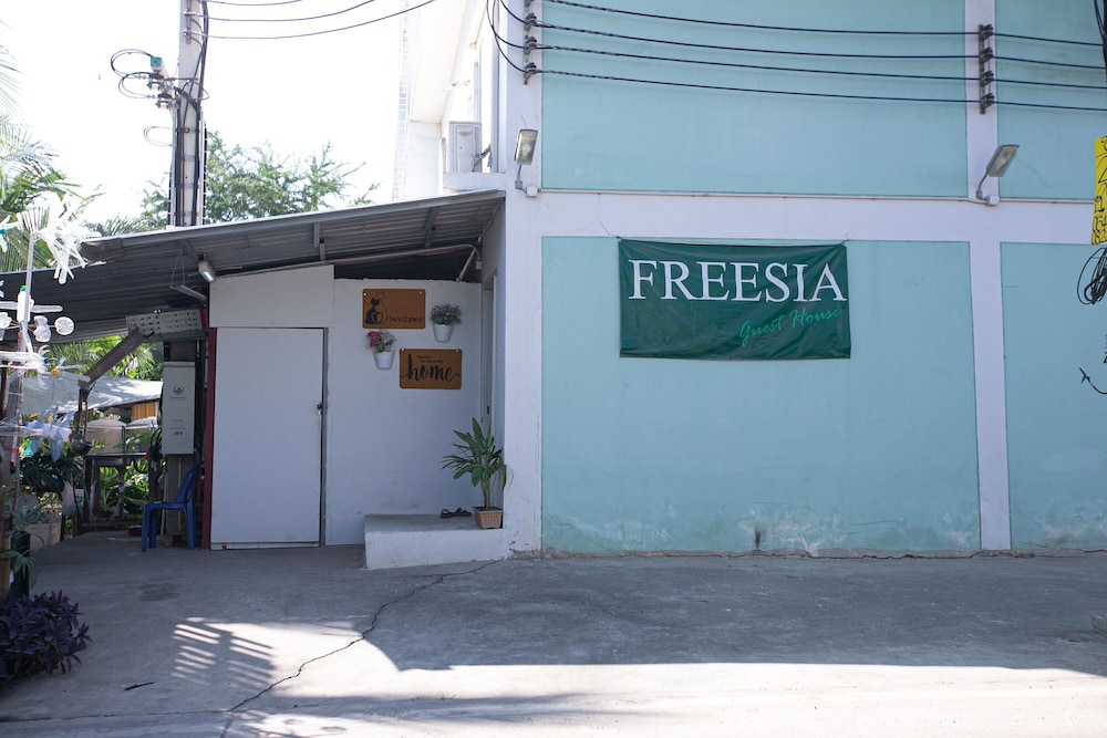 Freesia Guesthouse Klong Luang