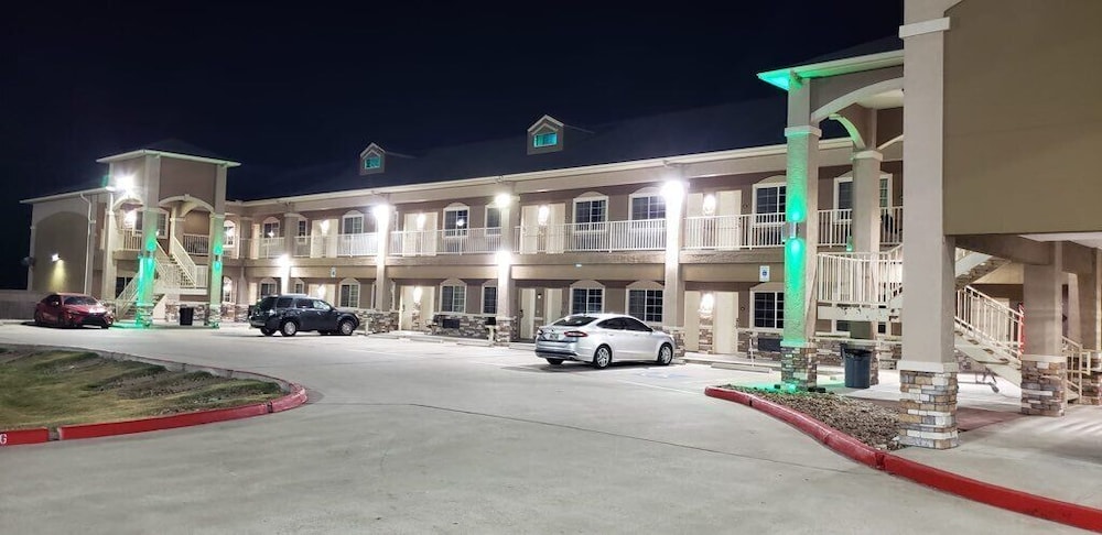 Highlands Suites