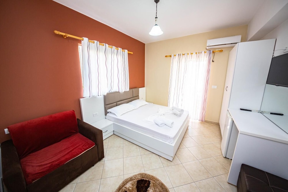Ideal Aparthotel
